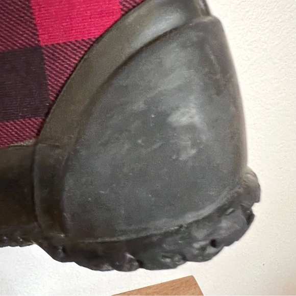 Bogs Sidney Lace Plaid Bog Red Black Boots Size 1 - Picture 12 of 17